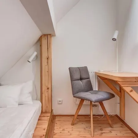 Ski, Hike & Bike Apartment *
